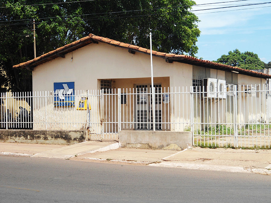 Dupla assalta Correios de Altos